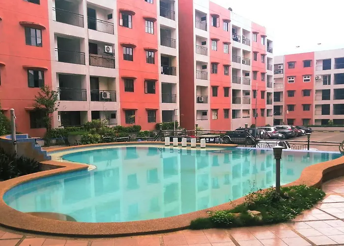 Azur B207 Near Airport, Netflix, Stylish, Cozy With Swimming Pool Apartment *