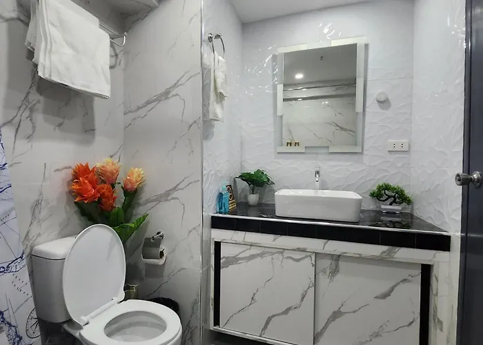 Apartment Azur B207 Near Airport, Netflix, Stylish, Cozy With Swimming Pool *